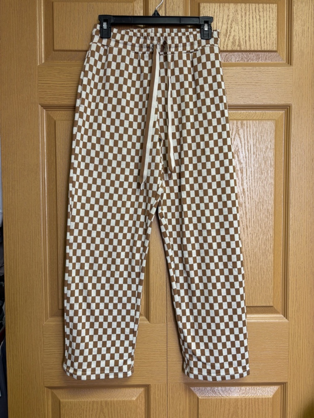 Women’s Brown & White Checkerboard Jogger Sweatpants